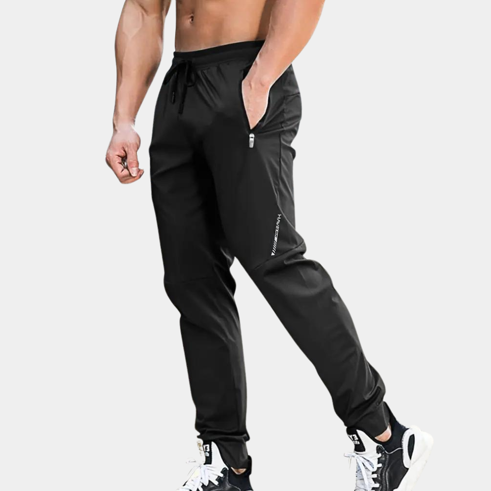 Stylish and comfortable men's Thiago sports trousers - perfect for relaxation and activity!
