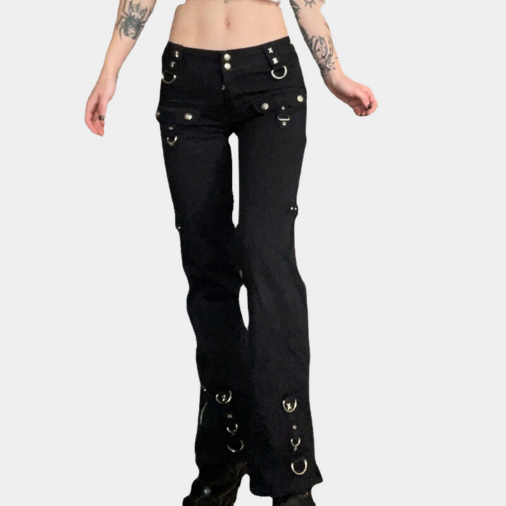 Nikita - Elegant cargo for the modern woman who wants to emphasise her style