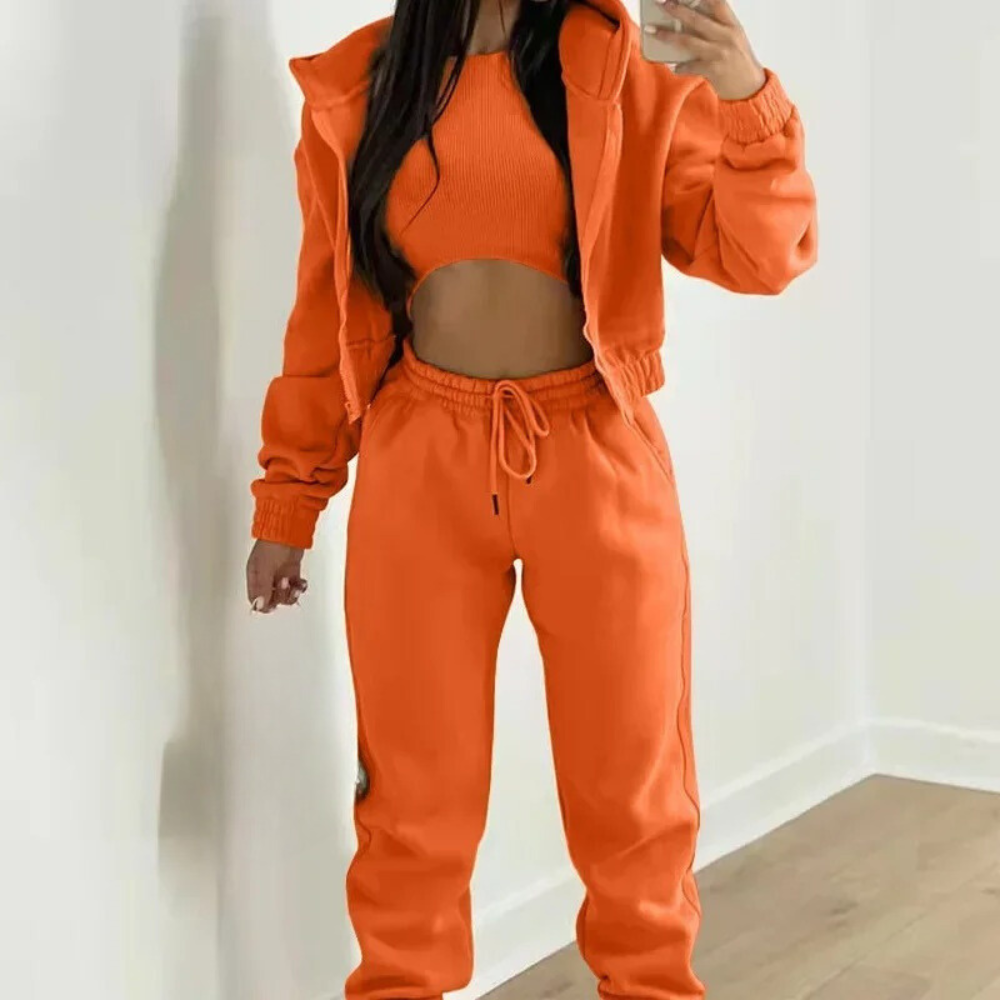 Bella - An exclusive 3-piece women's set that impresses with style and provides maximum comfort!