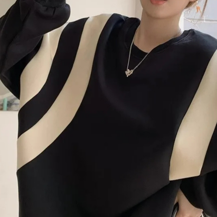 Stylish women's ELIANY sweatshirt: modern design in a comfortable, relaxed cut