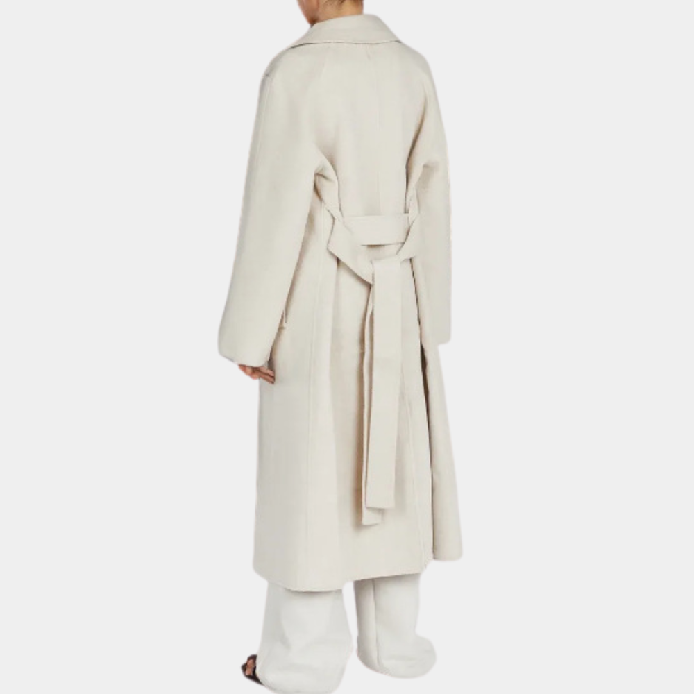 Elegant women's trench - the perfect complement to your classic wardrobe!