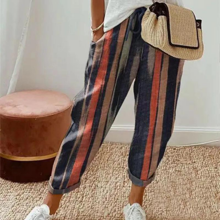 Noelia - Stylish and elegant women's trousers ideal for everyday outings