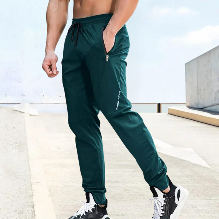 Stylish and comfortable men's Thiago sports trousers - perfect for relaxation and activity!