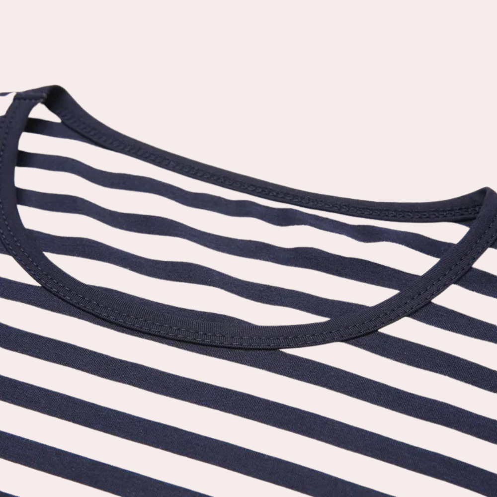Elegant long-sleeved Dusan shirt: a fashionable striped choice for modern men