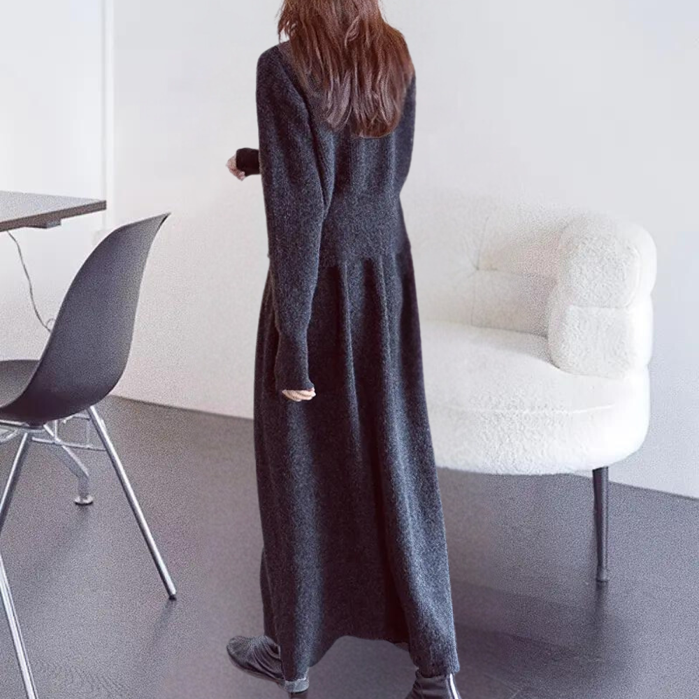 KALEA - Elegant and comfortable women's knit set with refined skirt