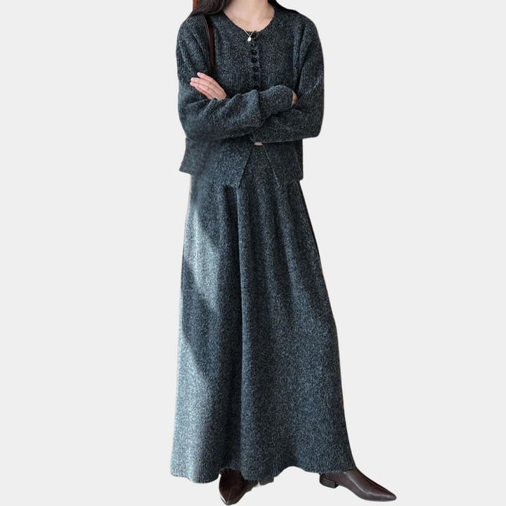 KALEA - Elegant and comfortable women's knit set with refined skirt