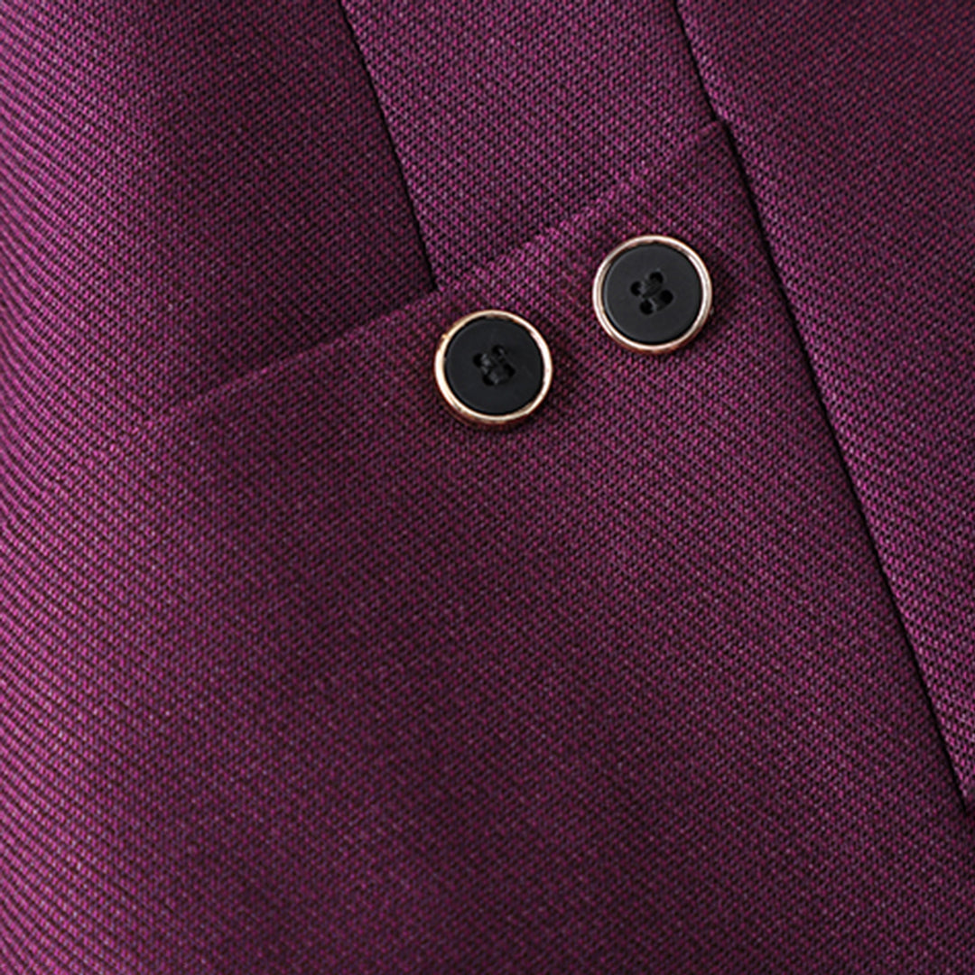 The stylish LAURA jacket and trouser set - the perfect choice for elegant women!